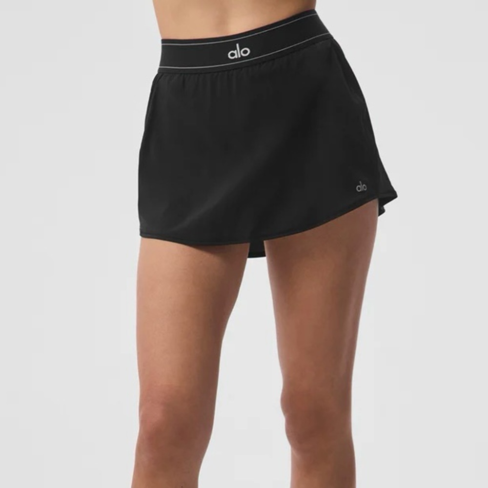 NWT Alo Match Point Tennis Skirt in Black